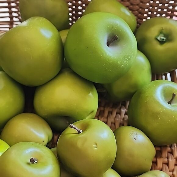 Realistic Green Apple Basket~Vase Filler - Picture 8 of 9